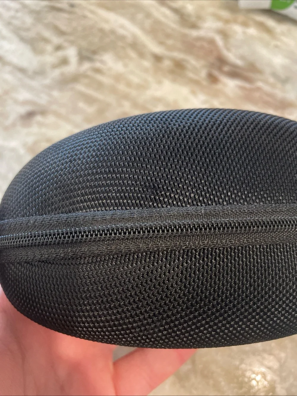 Oakley Black Hard Clamshell Sunglasses Case Soft Interior